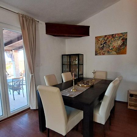 Villa Anemona Fažana エクステリア 写真